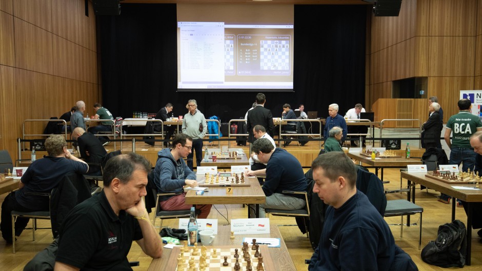 Schachbundesliga in Augsburg im Kongress am Park